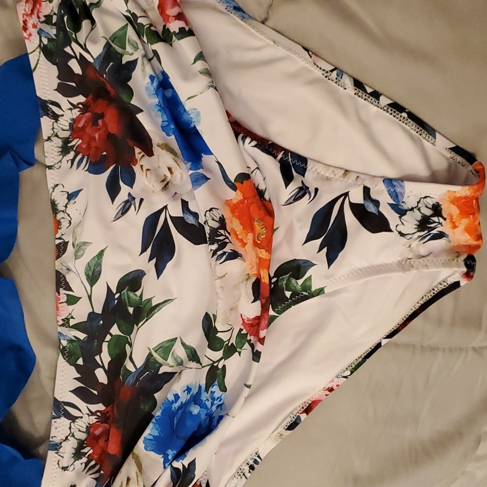 Blue XL bikini - Picture 2 of 6